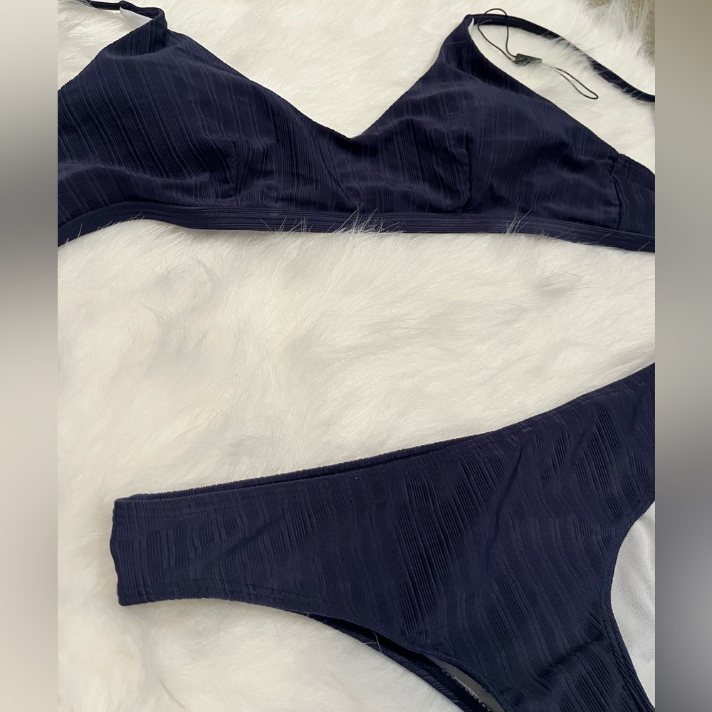 Bikini 👙 - Picture 5 of 5